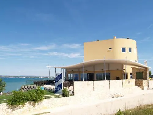 Apartments & Restaurant Condura Croatica Nin-Sabunike